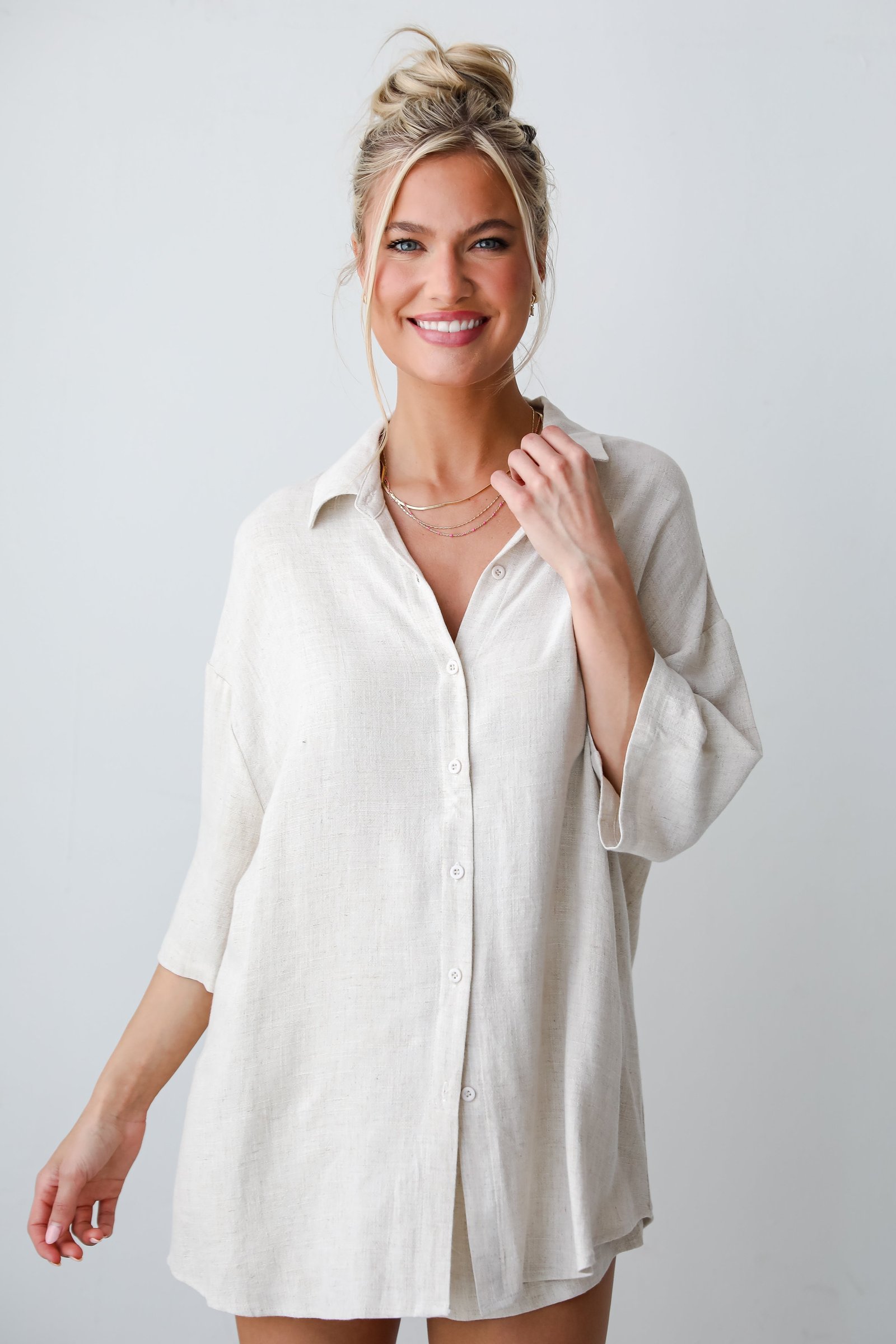 Summer Escapades Oatmeal Linen Blouse GG16